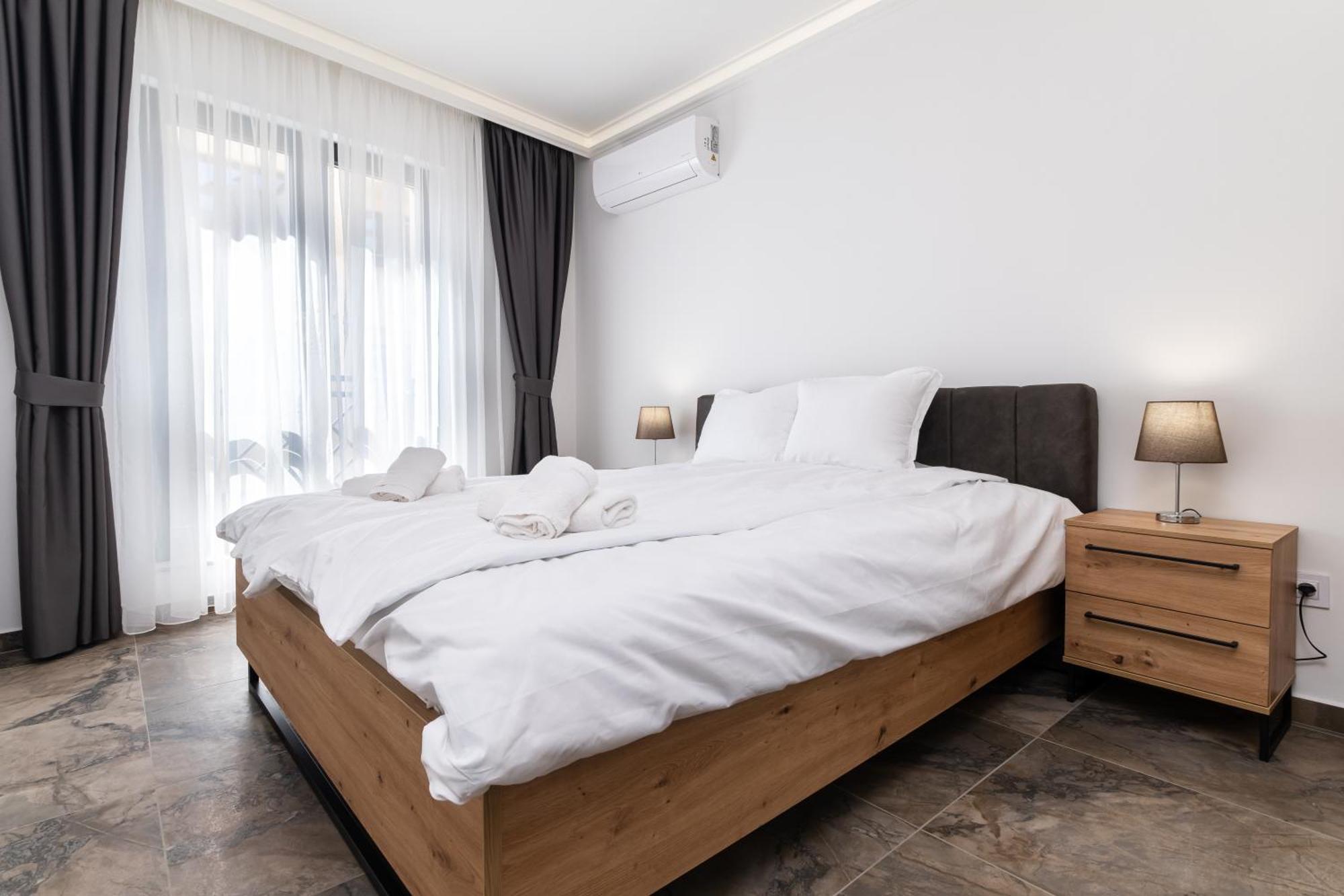 Modern 1-Bedroom Apartments Plovdiv Bagian luar foto