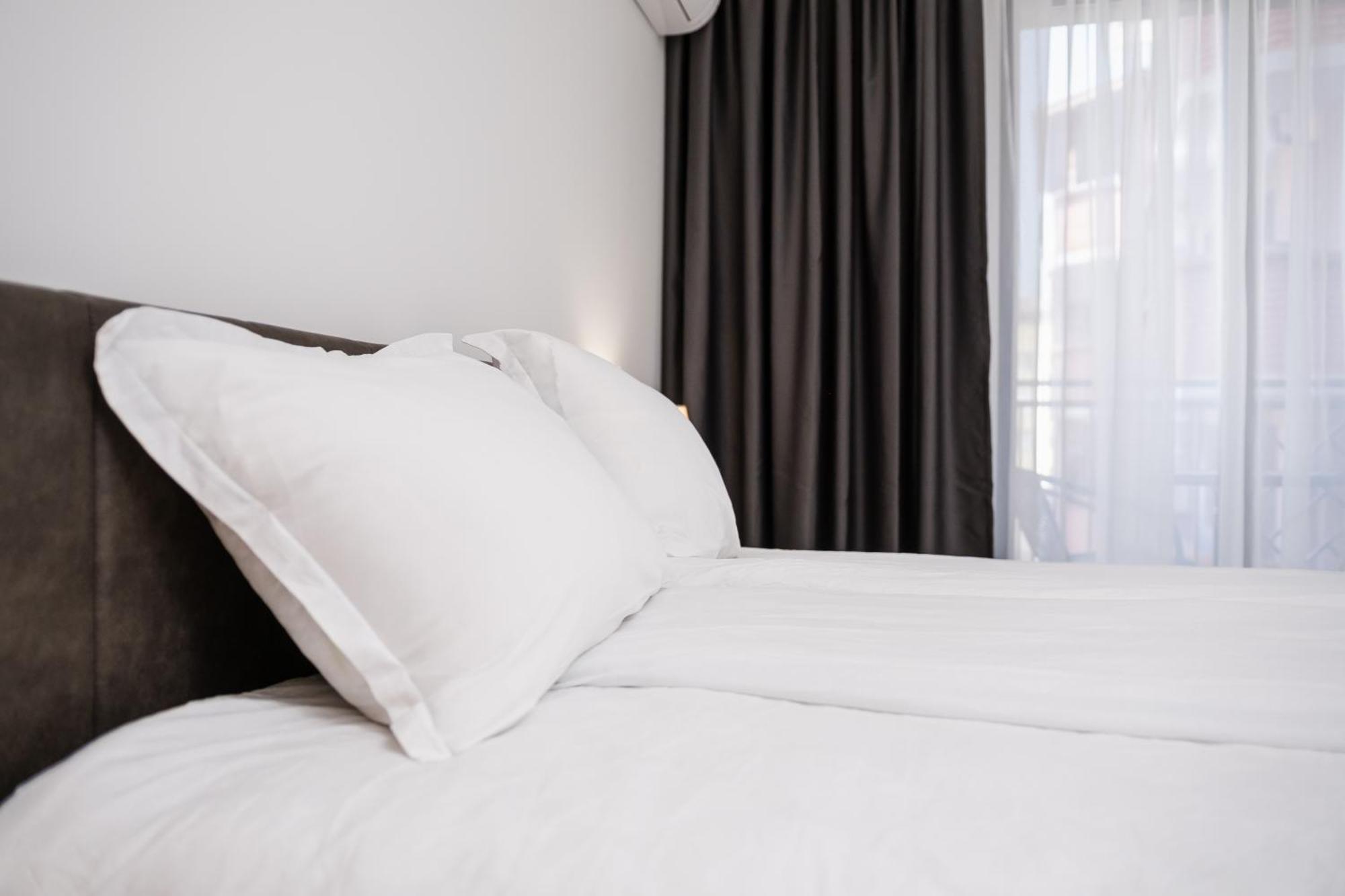 Modern 1-Bedroom Apartments Plovdiv Bagian luar foto