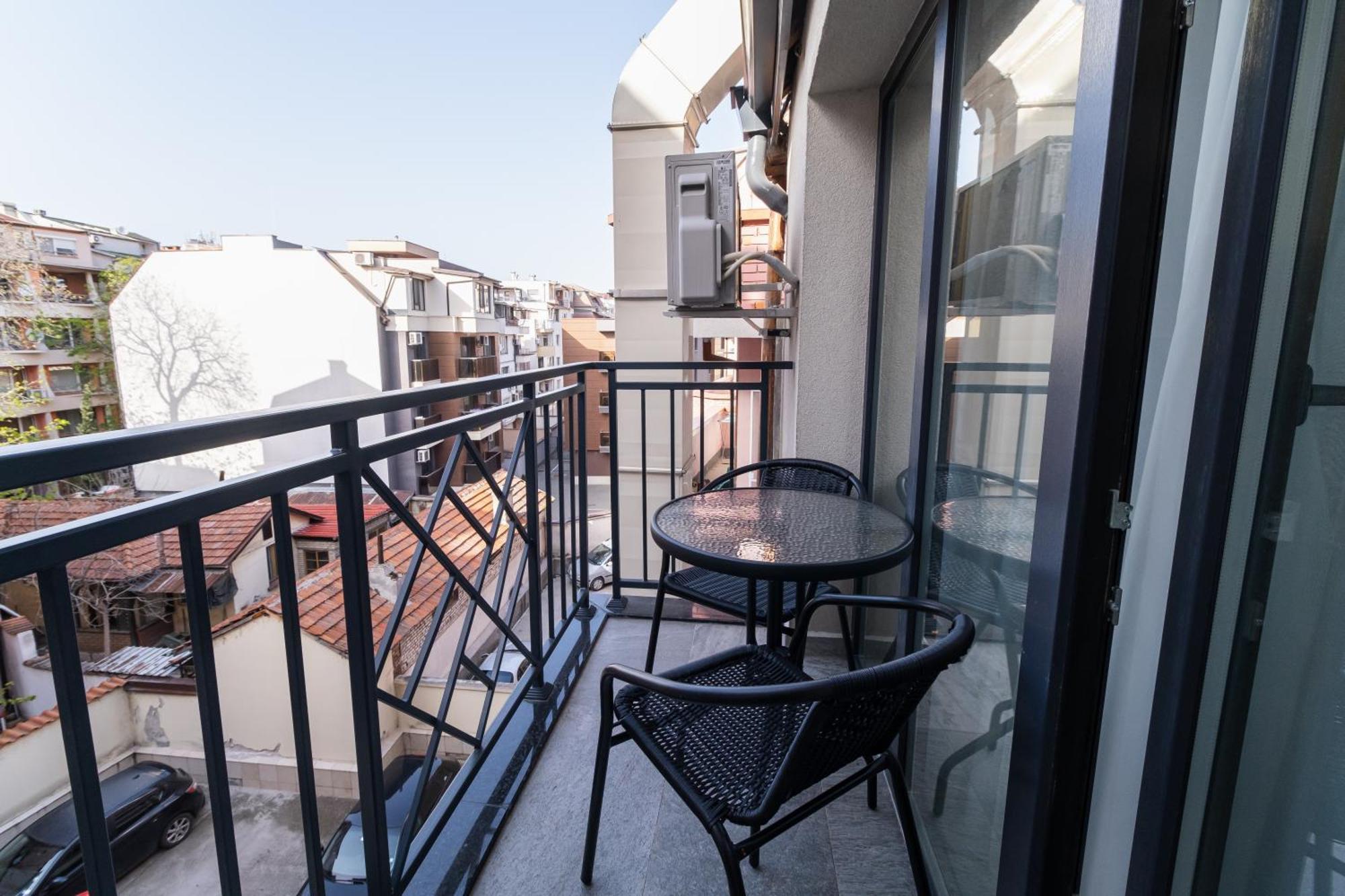 Modern 1-Bedroom Apartments Plovdiv Bagian luar foto