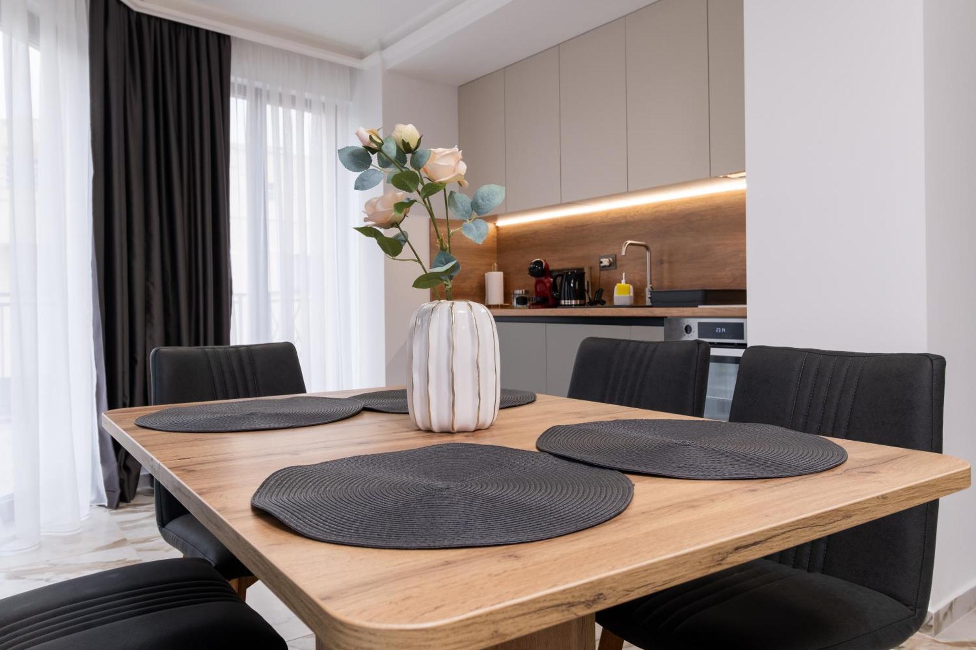 Modern 1-Bedroom Apartments Plovdiv Bagian luar foto