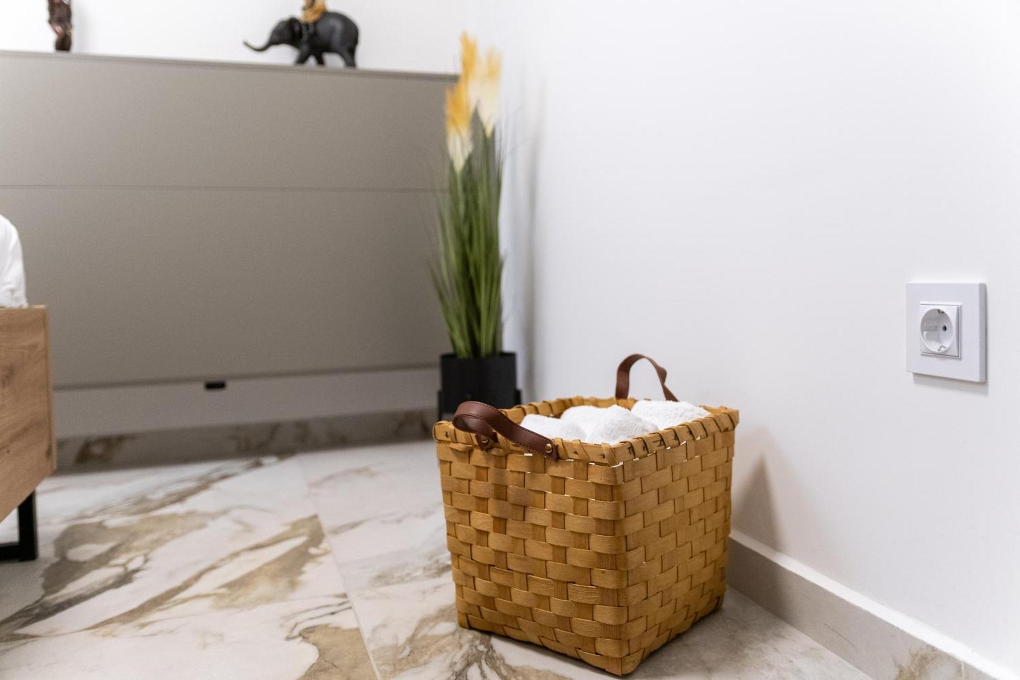 Modern 1-Bedroom Apartments Plovdiv Bagian luar foto