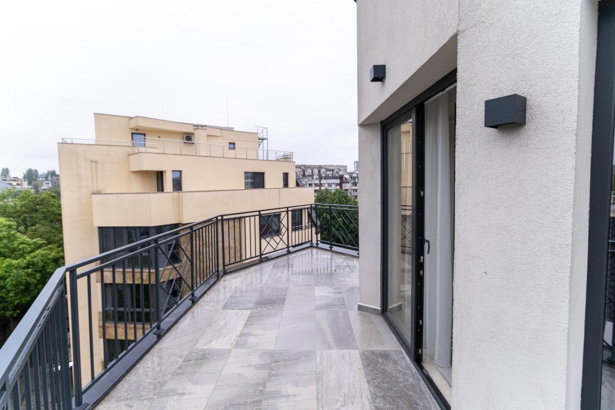 Modern 1-Bedroom Apartments Plovdiv Bagian luar foto
