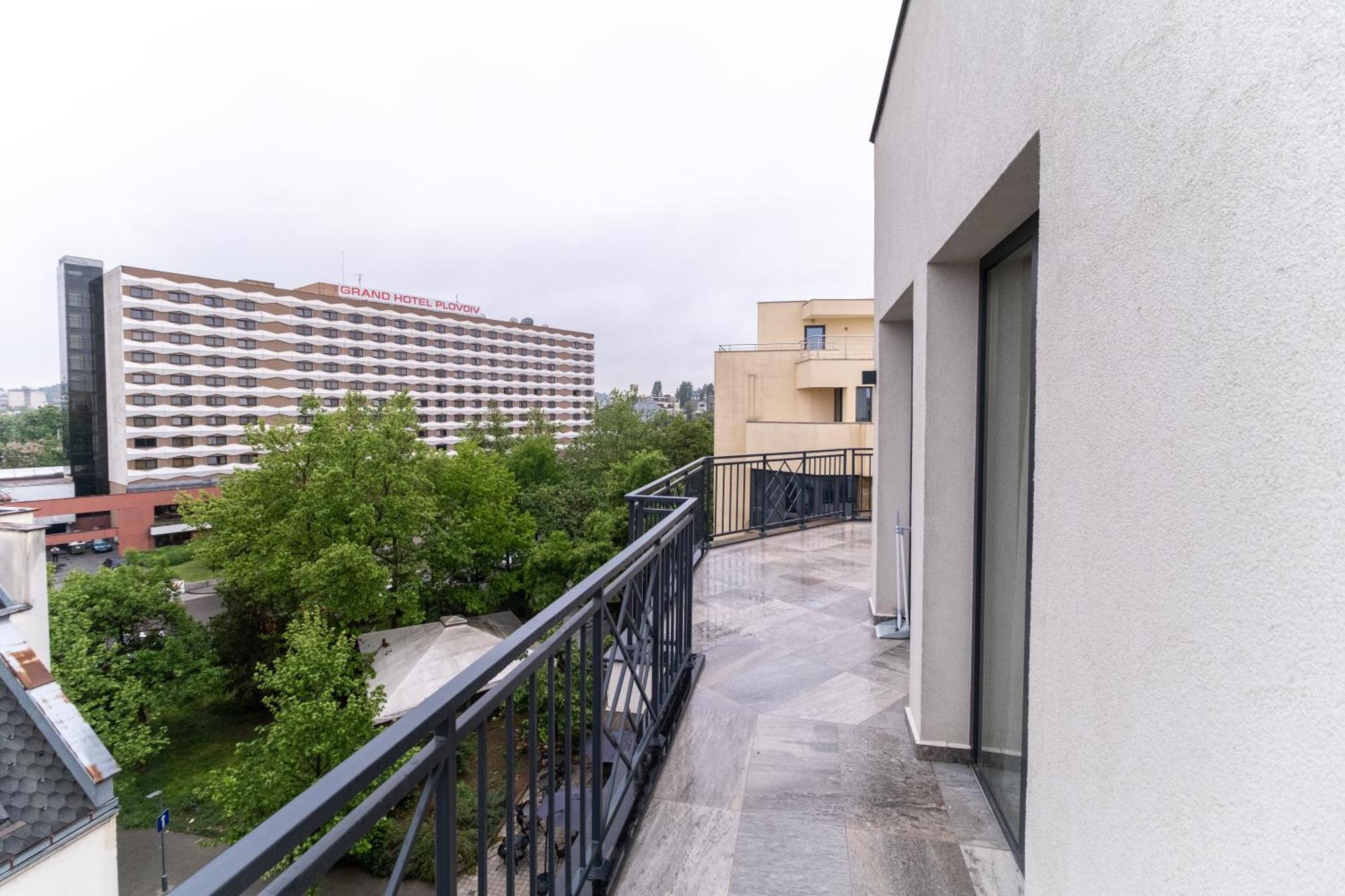 Modern 1-Bedroom Apartments Plovdiv Bagian luar foto